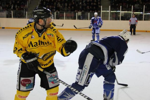 Photo hockey Hockey en France - Hockey en France - Fte sur la patinoire de Chlons