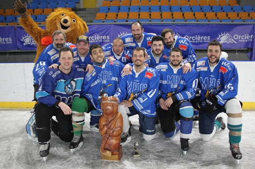 Photo hockey Hockey en France - Hockey en France : Gap (Association Promotion du Hockey sur glace) - APH - Le Trophée Loisir a bien eu lieu