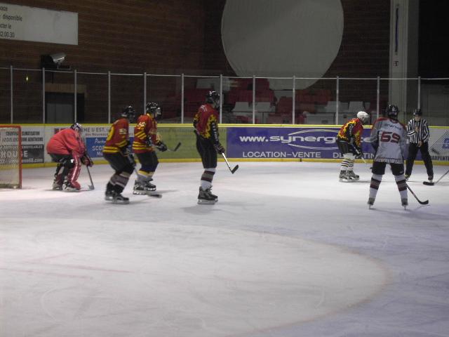 Photo hockey Hockey en France - Hockey en France - Loisirs : Match quilibr et sympathique