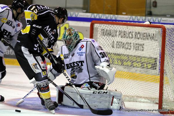 Photo hockey Hockey en France - Hockey en France : Rouen (Les Dragons) - Rouen a sa main