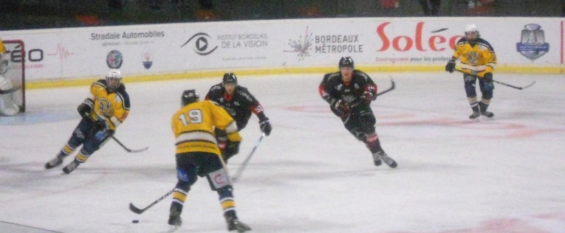 Photo hockey Hockey Mineur -  : Bordeaux vs Evry / Viry (EVH 91) - U20 - Une belle deuxime pour les Boxers 