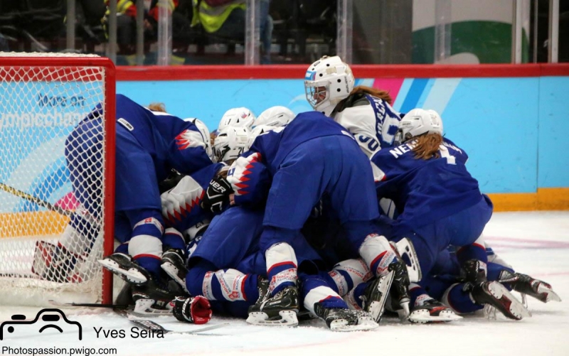 Photo hockey Jeux olympiques -  : Slovaquie (SVK) vs Suisse (SUI) - Slovensko en bronze !