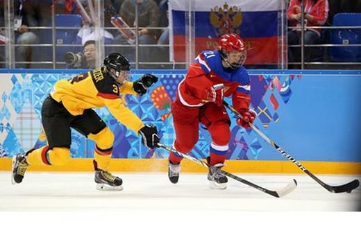 Photo hockey Jeux olympiques - Jeux olympiques - JO : Russie vs Allemagne - La Russie au diesel