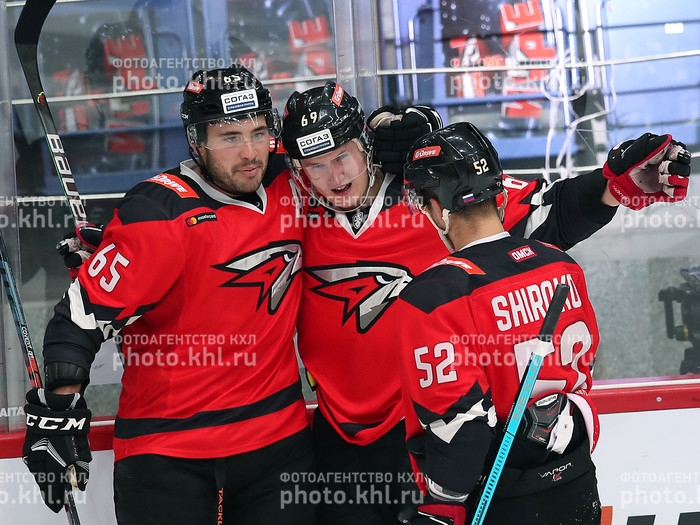 Photo hockey KHL - Kontinental Hockey League - KHL - Kontinental Hockey League - KHL : 1re charge des Bisons