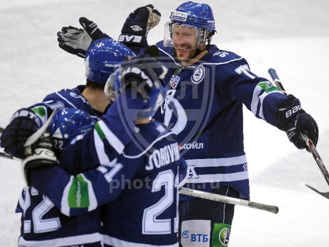 Photo hockey KHL - Kontinental Hockey League - KHL - Kontinental Hockey League - KHL : A en toucher le ciel !