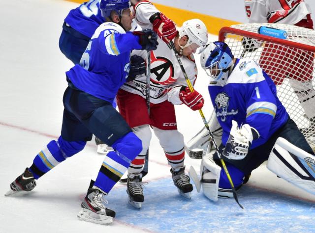 Photo hockey KHL - Kontinental Hockey League - KHL - Kontinental Hockey League - KHL : A la bonne allure