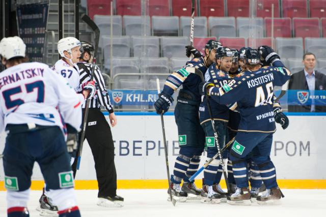 Photo hockey KHL - Kontinental Hockey League - KHL - Kontinental Hockey League - KHL : Avec un Leopard dans le moteur