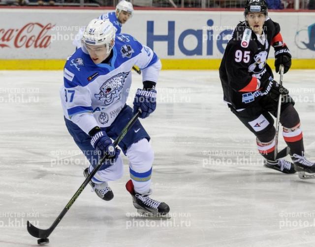 Photo hockey KHL - Kontinental Hockey League - KHL - Kontinental Hockey League - KHL : Dans la gueule de la panthre