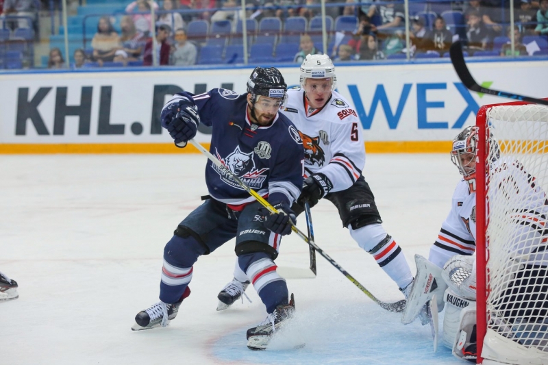 Photo hockey KHL - Kontinental Hockey League - KHL - Kontinental Hockey League - KHL : Dans la gueule du loup
