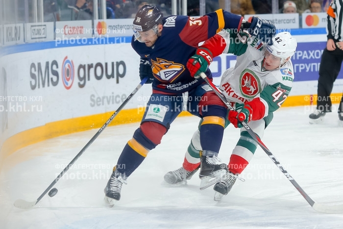 Photo hockey KHL - Kontinental Hockey League - KHL - Kontinental Hockey League - KHL : De vieux ennemis