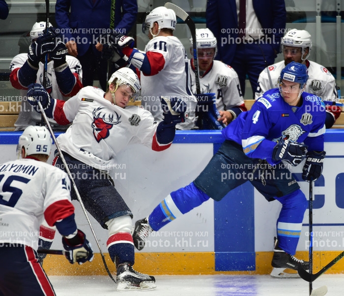 Photo hockey KHL - Kontinental Hockey League - KHL - Kontinental Hockey League - KHL : Du cerf au menu de la panthre