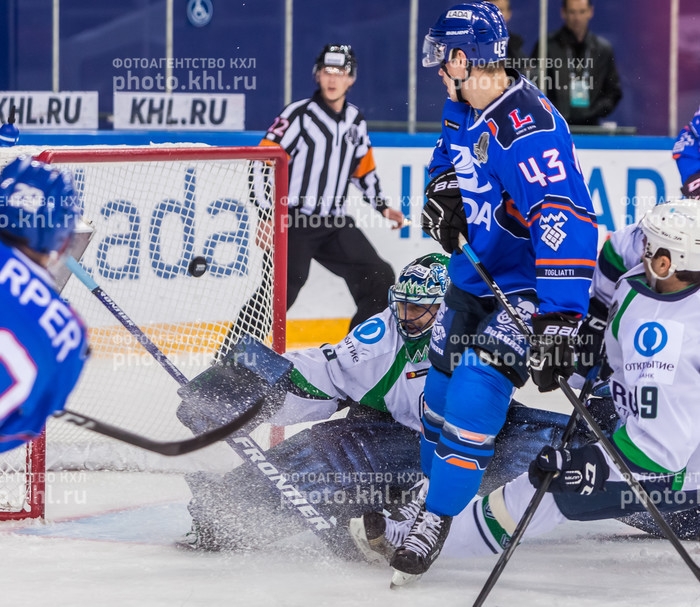 Photo hockey KHL - Kontinental Hockey League - KHL - Kontinental Hockey League - KHL : Du changement en bas