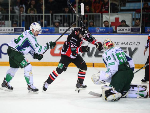 Photo hockey KHL - Kontinental Hockey League - KHL - Kontinental Hockey League - KHL : Duels intenses