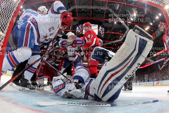 Photo hockey KHL - Kontinental Hockey League - KHL - Kontinental Hockey League - KHL : Fortunes diverses