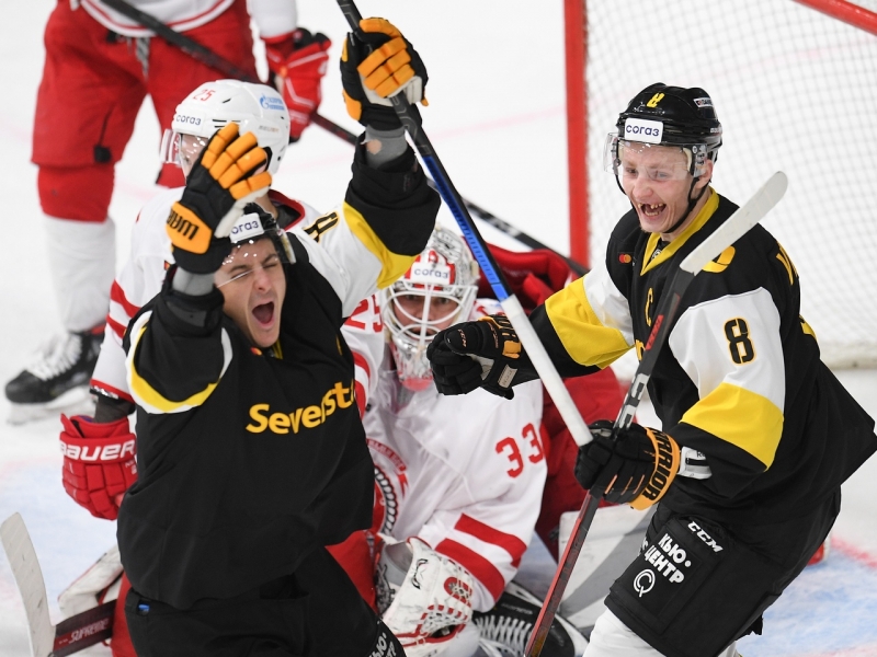 Photo hockey KHL - Kontinental Hockey League - KHL - Kontinental Hockey League - KHL : La course se resserre