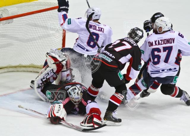 Photo hockey KHL - Kontinental Hockey League - KHL - Kontinental Hockey League - KHL : La dynamique brise