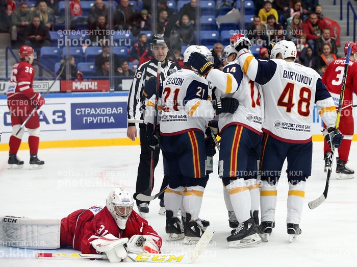 Photo hockey KHL - Kontinental Hockey League - KHL - Kontinental Hockey League - KHL : La machine  vapeur se rallume