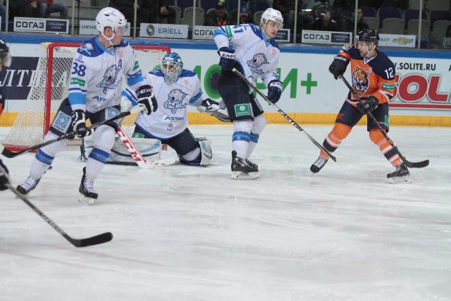 Photo hockey KHL - Kontinental Hockey League - KHL - Kontinental Hockey League - KHL : Le malheur des uns...
