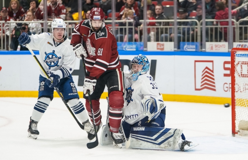 Photo hockey KHL - Kontinental Hockey League - KHL - Kontinental Hockey League - KHL : Le navire acclre