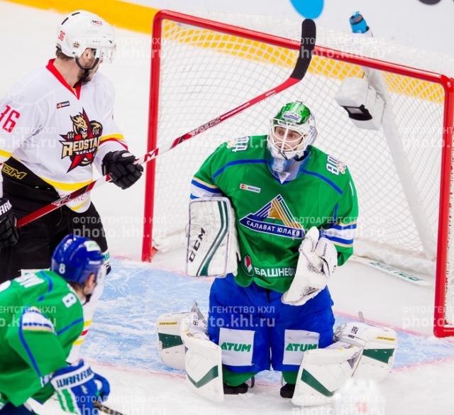 Photo hockey KHL - Kontinental Hockey League - KHL - Kontinental Hockey League - KHL : Le sourire du Dragon Photo hockey KHL - Kontinental Hockey League - KHL - Kontinental Hockey League - KHL : Le sourire du Dragon