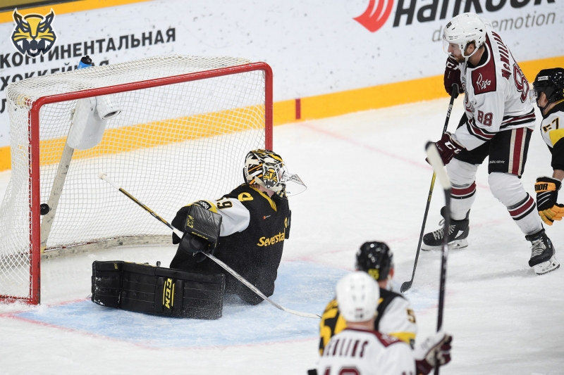 Photo hockey KHL - Kontinental Hockey League - KHL - Kontinental Hockey League - KHL : Patiemment mais srement