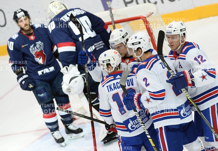 Photo hockey KHL - Kontinental Hockey League - KHL - Kontinental Hockey League - KHL : Six sur six !