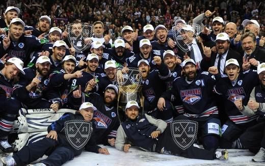 Photo hockey KHL - Kontinental Hockey League - KHL - Kontinental Hockey League - Magnitogorsk rejoint le cosmos