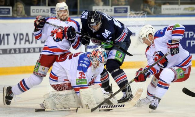 Photo hockey KHL - Kontinental Hockey League - KHL - Kontinental Hockey League - Mozyakin, la tte dans les toiles