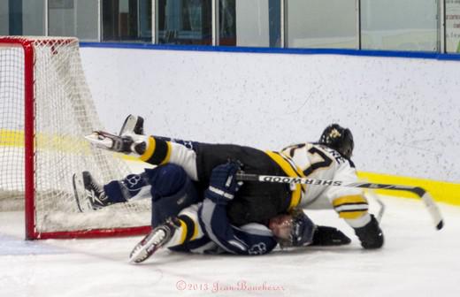 Photo hockey LHJMQ - Ligue de Hockey Junior Majeur du Qubec - LHJMQ - Ligue de Hockey Junior Majeur du Qubec - Les Condors ont le dessus sur les Cougars