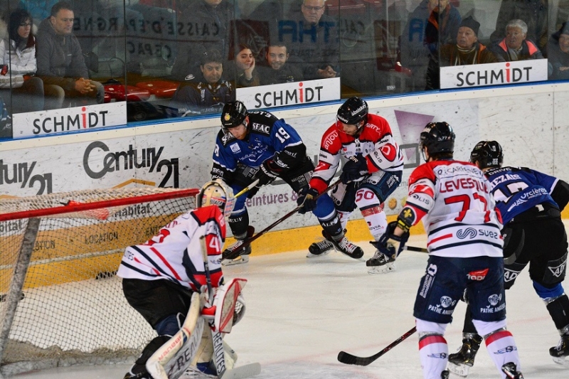 Photo hockey Ligue Magnus - Division 1 : playoff, quart de finale, match 4 : Gap  vs Angers  - Une srieuse option pour les demi-finales