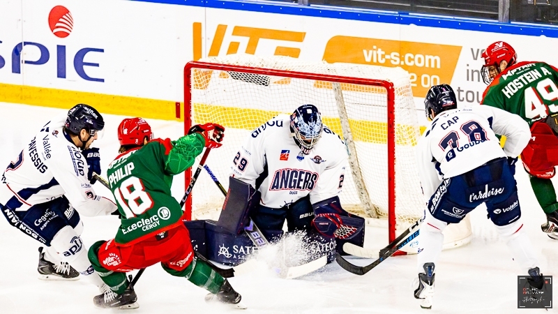 Photo hockey Ligue Magnus - Ligue Magnus  : 10me journe : Cergy-Pontoise vs Angers  - Angers confirme et Cergy sombre encore
