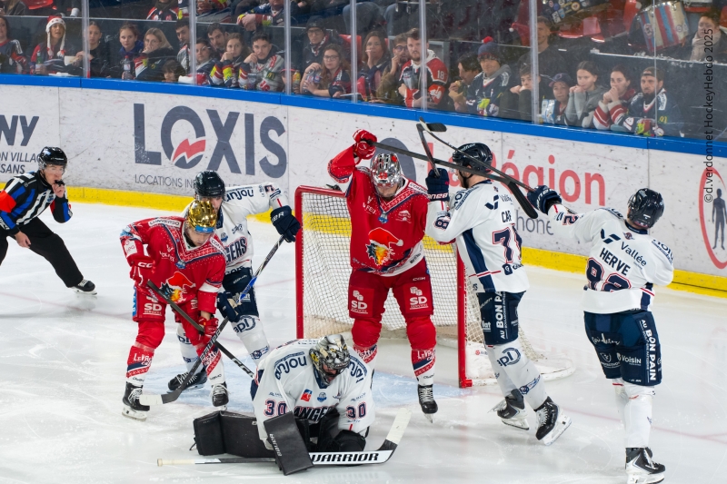 Photo hockey Ligue Magnus - Ligue Magnus  : 27�me journ�e : Grenoble  vs Angers  - Grenoble domine Angers !