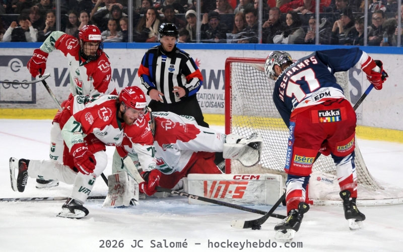 Photo hockey Ligue Magnus - Ligue Magnus  : 33�me journ�e : Grenoble  vs Cergy-Pontoise - Grenoble ne laisse rien � son adversaire !