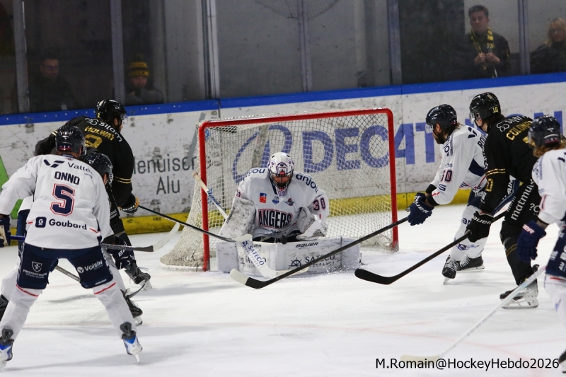 Photo hockey Ligue Magnus - Ligue Magnus  : 43�me journ�e : Rouen vs Angers  - Angers s�impose dans un match sans intensit�