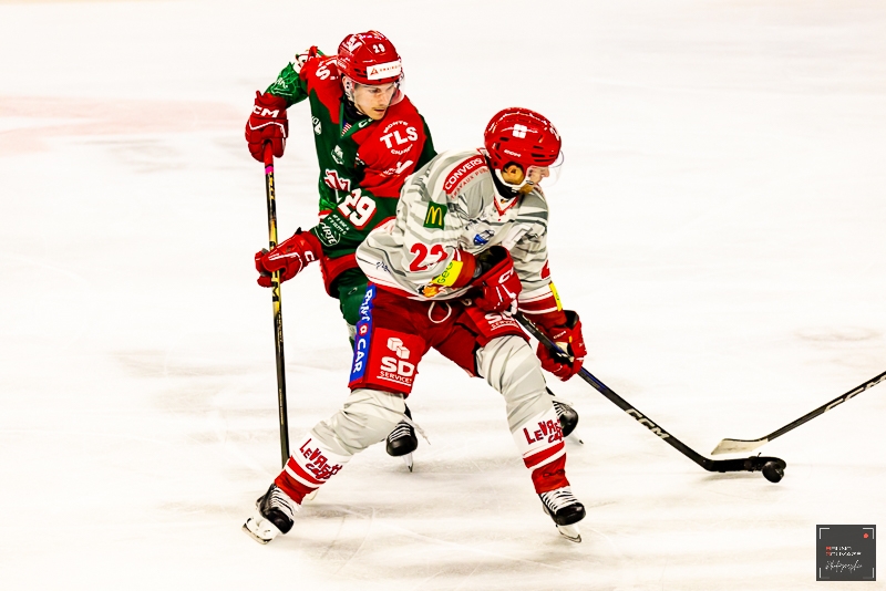 Photo hockey Ligue Magnus - Ligue Magnus  : 8me journe : Cergy-Pontoise vs Grenoble  - Cergy donne du fil  retordre  Grenoble