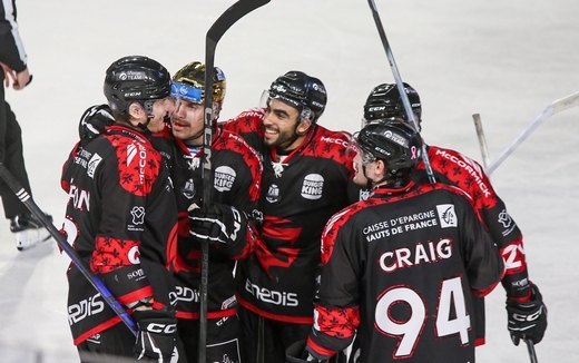Photo hockey Ligue Magnus - Ligue Magnus  : 9me journe : Amiens  vs Anglet - Amiens simpose enfin  domicile face  Anglet