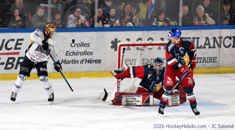 Photo hockey Ligue Magnus - Ligue Magnus - 1/2 de Finale - Match 1 : Grenoble  vs Angers  - Un match ferm� pour Grenoble