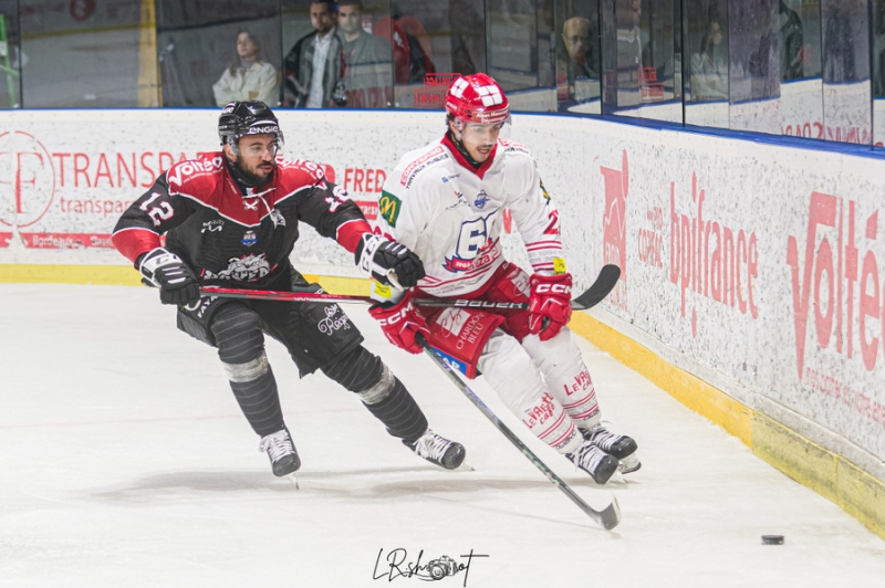 Photo hockey Ligue Magnus - Ligue Magnus - 1/2 Finale match 2 : Bordeaux vs Grenoble  - LM Poffs 1/2 - M2 - Bordeaux double la mise face  Grenoble