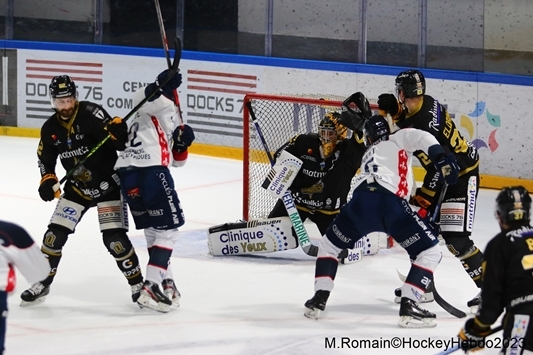 Photo hockey Ligue Magnus - Ligue Magnus - 1/2 finale match 5 : Rouen vs Angers  - LM : Rouen reprend la main.