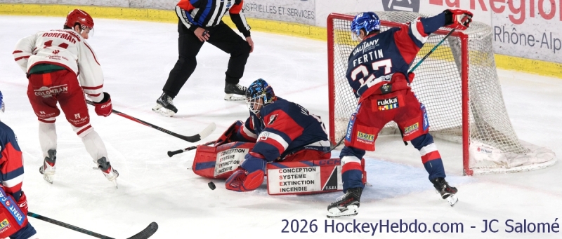 Photo hockey Ligue Magnus - Ligue Magnus - 1/4 de Finale - Match 1 : Grenoble  vs Brian�on  - Premi�re manche compliqu�e pour Grenoble.