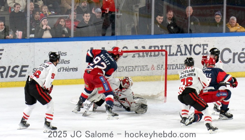Photo hockey Ligue Magnus - Ligue Magnus - 1/4 de Finale - Match 2 : Grenoble  vs Nice - Grenoble passe la seconde contre Nice
