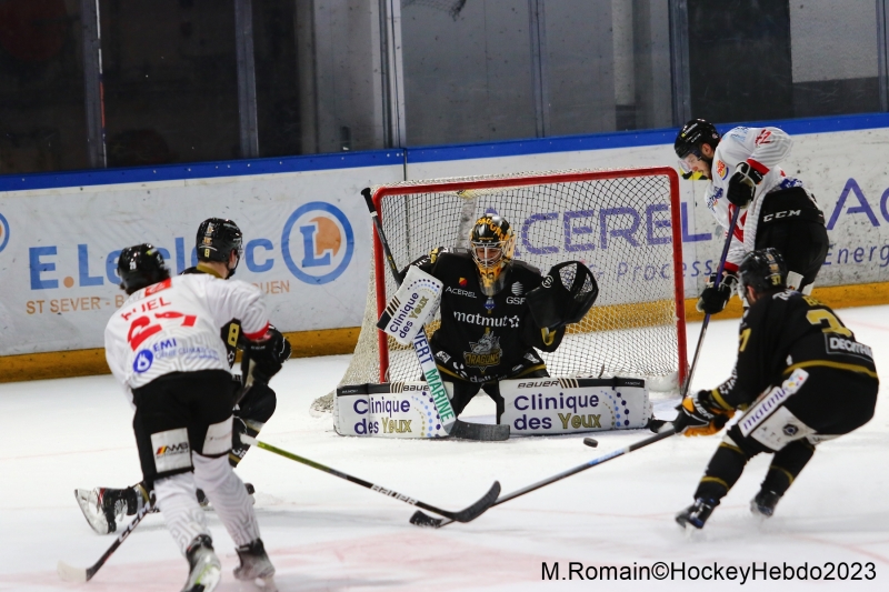 Photo hockey Ligue Magnus - Ligue Magnus - 1/4 finale match 2 : Rouen vs Amiens  - Les dragons confirment.