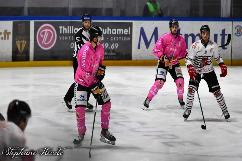 Photo hockey Ligue Magnus - Ligue Magnus : 10me journe  : Rouen vs Brianon  - Les dragon brule le diable.