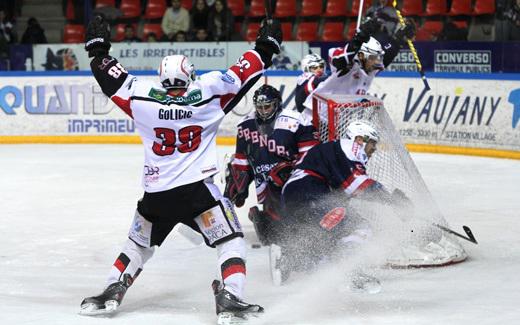 Photo hockey Ligue Magnus - Ligue Magnus : 13ème journée : Grenoble vs Briançon - Grenoble: claque au classement ! Photo hockey Ligue Magnus - Ligue Magnus : 13ème journée : Grenoble vs Briançon - Grenoble: claque au classement !
