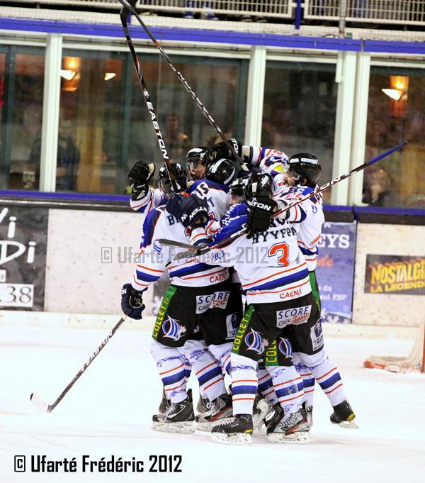 Photo hockey Ligue Magnus - Ligue Magnus : 14me journe  : Villard-de-Lans vs Caen  - Caen diablement efficace