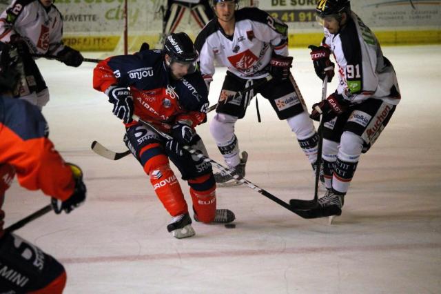 Photo hockey Ligue Magnus - Ligue Magnus : 16me journe : Angers  vs Amiens  - Les Ducs se sont fait peur