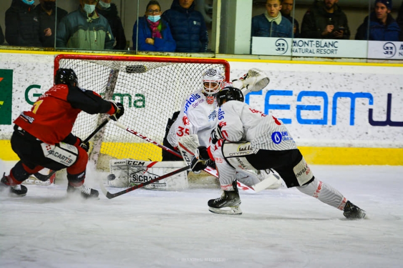 Photo hockey Ligue Magnus - Ligue Magnus : 18me journe : Chamonix  vs Amiens  - Les Pionniers veulent jouer les playoffs !