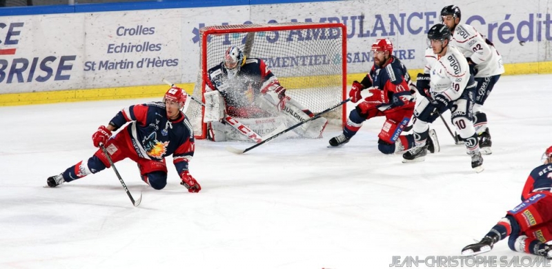 Photo hockey Ligue Magnus - Ligue Magnus : 18me journe : Grenoble  vs Angers  - Grenoble matrise les Ducs.