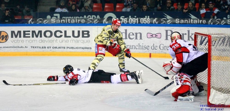 Photo hockey Ligue Magnus - Ligue Magnus : 19me journe : Grenoble  vs Amiens  - Grenoble remporte la bataille d