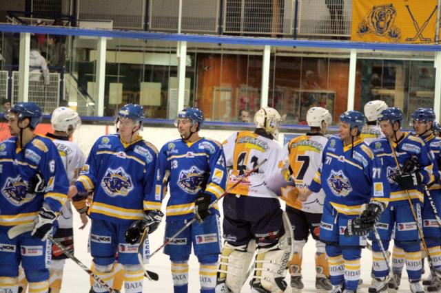Photo hockey Ligue Magnus - Ligue Magnus : 19me journe : Villard-de-Lans vs Chamonix  - Villard senfonce dans la crise
